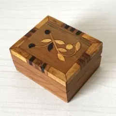 Item thumbnail for item b297fba2-1c17-43d7-9367-a3336935bfc3