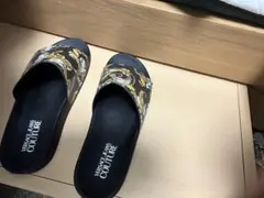 VERSACE JEANS COUTURE 正規品　3回ほどだけ着用