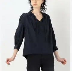 トゥモローランド マカフィー　コットン ネックギャザーブラウス　七分袖