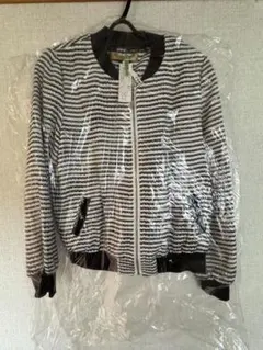 ボーダー柄 ジャケット　レディース　服のサムネイル