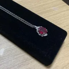 ガーネットペンダントネックレス