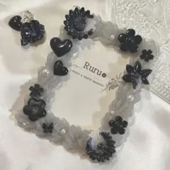 ホイップデコ　硬質ケース　トレカケース　B8　黒　白　推し活　お花　チャーム