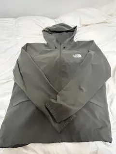 THE NORTH FACE ナイロンジャケット カーキ