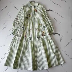 Chesty✨シャツワンピース　ミントグリーン　ティアード　花柄刺繍　パフ袖