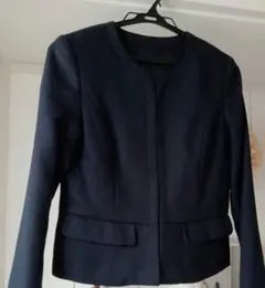 美品　フォーマル　ノーカラーツイードジャケット　ネイビー　Sサイズ