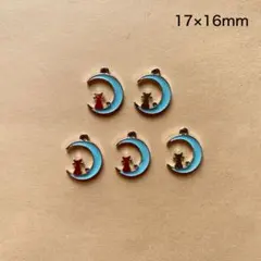 月とねこのチャーム　5個　17×16mm　シルバー　スカイブルー　現品　P332