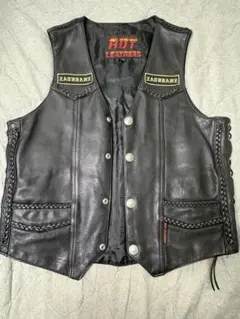 美品HEAVY レザー ベスト サイズ40 ブラック　ハーレー 美品HEAVY レザー ベスト サイズ40 ブラック ハーレー - メルカリ