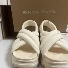 Oriental Traffic クロスベルト厚底サンダル ベージュ Mサイズ