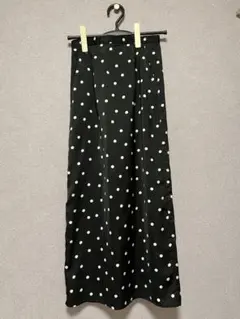 アーバンリサーチ　水玉模様 ロングスカート 黒