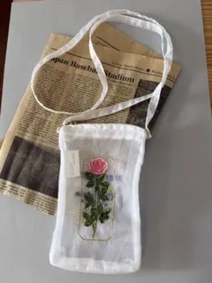 ルルメリー別注 ブリジットTanaka 薔薇刺繍ストラップポーチのサムネイル