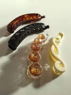 バナナクリップ　透かし　黒　ブラウン　ゴールド　白