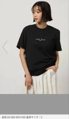 FRED PERRYエンブロイダリーショートスリーブTシャツ日本サイズM 黒のサムネイル