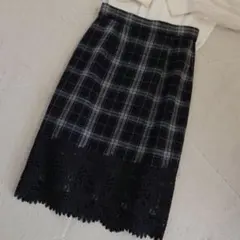 い*ぴ様 美品☆MERCURYDUO☆ひざ丈タイトスカートレース付き