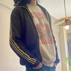 Item thumbnail for item 1775f029-8054-47bb-aa73-2ac3f5f5967a