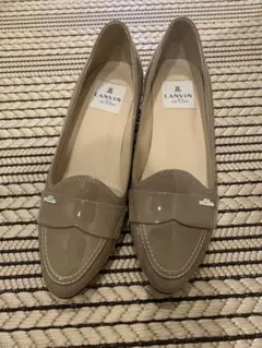 ローヒール パンプス