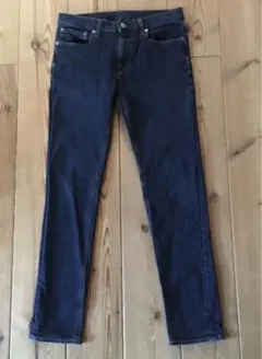 スキニーデニム　ユニセックス　GU