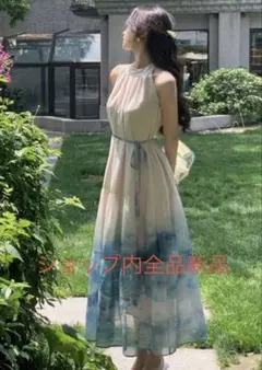 ◇新品♡格安◇ ANDREA&Co.風ホルターネックフラワーティアード