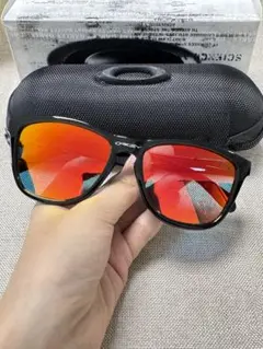 オークリーサングラスFROGSKINS (A)スクエア型 人気モデル