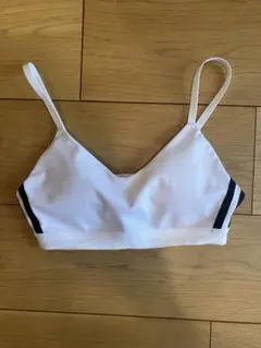 adidas ホワイト ブラトップ フィットネス