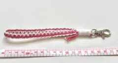 マクラメストラップ　ハンドメイド　スマホストラップ ハンドストラップ　チャーム