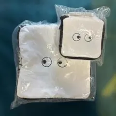 ANYA HINDMARCH ユニクロ　コラボ　ポーチセット　L M 2個セット