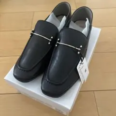 メタルバーローファー　マカロンFoot ブラック　24.5cm サンダル　黒色のサムネイル