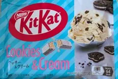 ネスレ日本 キットカット クッキー＆クリーム 9枚入x2袋のサムネイル