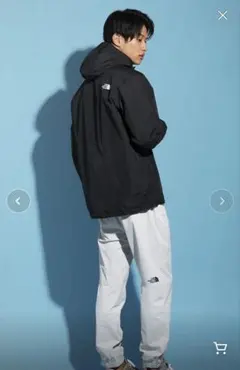 美品！THE NORTH FACE マウンテンパーカー ブラックのサムネイル
