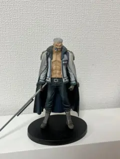 ワンピース スモーカー フィギュア