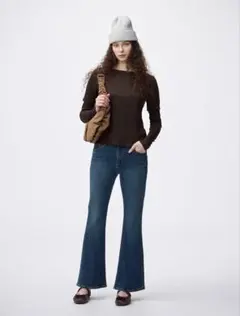 gu スリムフレアジーンズ　丈標準