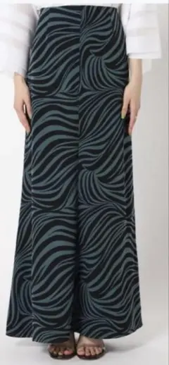 【期間限定値下げ】CITYSHOP　シティショップ　フェイクレザースカート 期間限定値下げ】CITYSHOP シティショップ フェイクレザースカート 黒