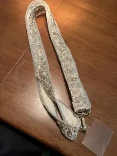 ショルダーストラップ