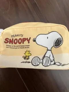 PEANUTS スヌーピーポーチ