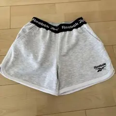 リーボック　スウェットショートパンツ　グレー　M