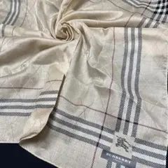 BURBERRY ハンカチ　大判　薄ダイヤ柄　新品