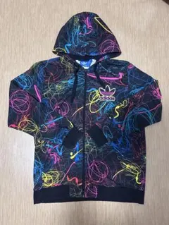 adidasオリジナル　ネオンロゴパーカー