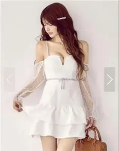 ホワイトオフショルダーフリルドレス Sサイズ