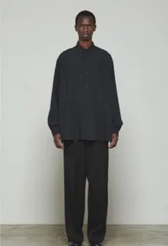 2026SS JULIUS Tuck Shirt Black【新品未使用】 2026SS JULIUS Tuck Shirt Black【新品未使用】 - メルカリ