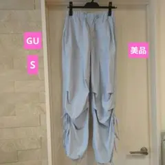 美品♥ジーユー　テックプルオンパンツ　GU　ブルー系　シャカシャカパンツ