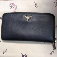 PRADA ブラック レザー 長財布