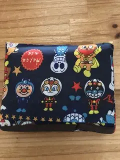 大容量　エコバッグ　軽量　キャラクター　　アンパンマン　　新品