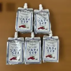 Item thumbnail for item 6ed2c6fe-b3b4-4cd6-99ab-9d15def26da6