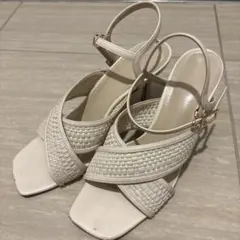 CHARLES&KEITH サンダル　ヒールのサムネイル