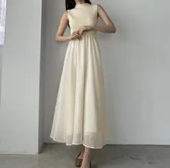 louere ボトルネックニットドッキングワンピース　ブラック　アイボリー