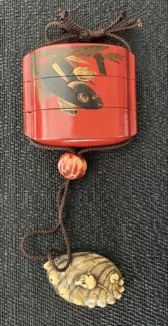 時代物 印籠 根付 蒔絵 三段 鯉 鼠 アンティーク 収納袋付 江戸-明治 時代物 印籠 根付 蒔絵 三段 鯉 鼠 アンティーク 収納袋付 江戸