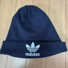 adidas ネイビー ニット帽