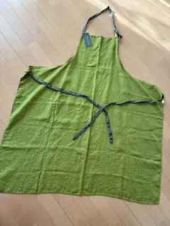 新品　Lino e Lina リーノエリーナ　エプロン　オリーブグリーンのサムネイル
