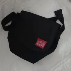 Item thumbnail for item 63236935-db42-47d6-a38a-3158779bcc6a