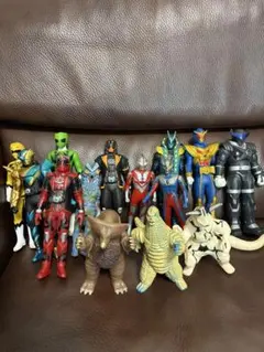 ウルトラマン、仮面ライダー、戦隊、各種フィギュア　ソフビ