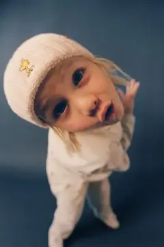 【新品未使用】ZARAキッズ スヌーピー ピーナッツ™️ 刺繍ニット帽 50